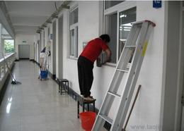 地板打蜡全方位指南 从开荒保洁到供应批发价格解析